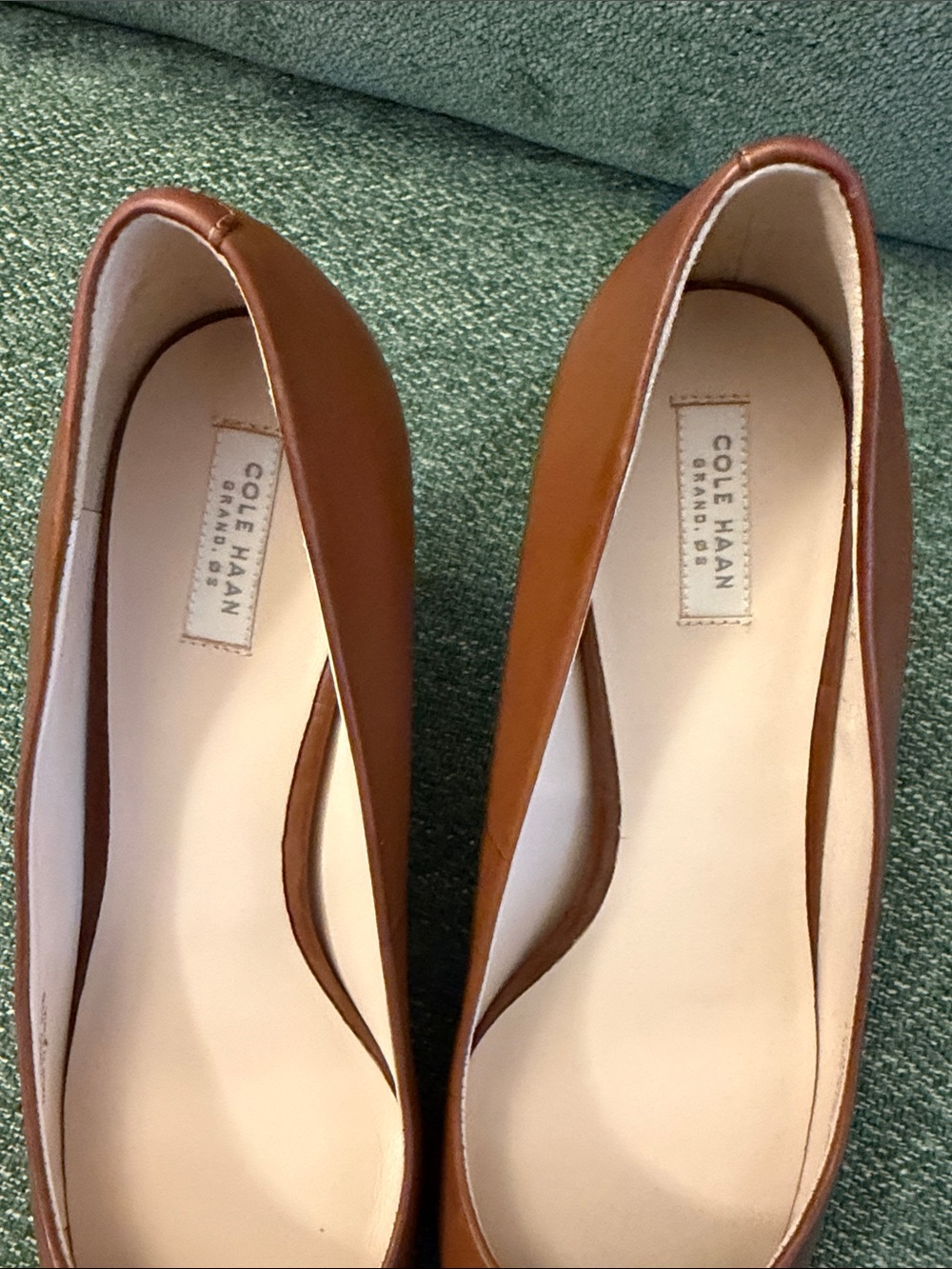 Cole Haan Tan Pointed Toe Leather Heels - Picture 2 of 9